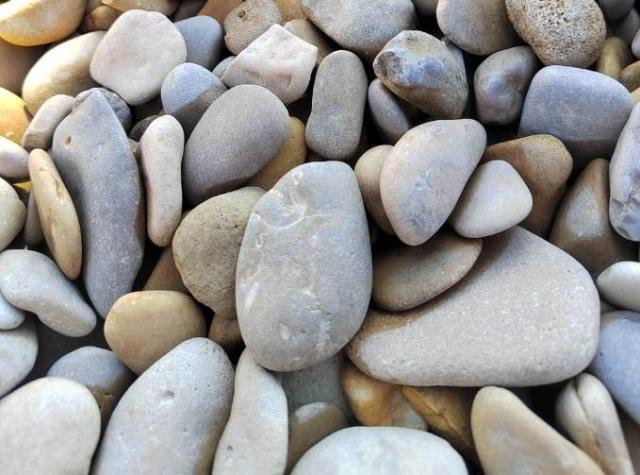 Выгодно купить камень оптом. Здесь покупают камень по низким ценам.  купить в Челябинске от производителя, без посредников