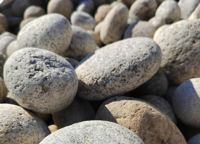 Купить речную и морскую гальку напрямую у производителя с доставкой  купить в Челябинске от производителя, без посредников