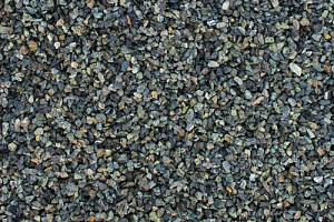 Kamenclub.ru: Щебень крошка зеленый (змеевик) фр. 3-5 мм  купить в Челябинске камень змеевик зеленый, салатовый светло-зеленый мраморная каменная декоративная крошка 9000 руб/т   фото КАМЕНЬ КЛУБ