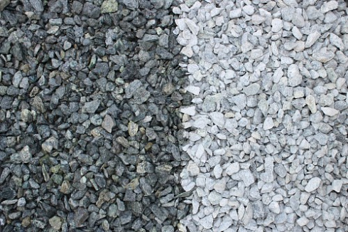 Kamenclub.ru: Щебень крошка зеленый (змеевик) фр. 10-20 мм.  купить в Челябинске змеевик зеленый, салатовый декоративная ландшафтная каменная крошка щебня 7 200 руб/т   фото КАМЕНЬ КЛУБ