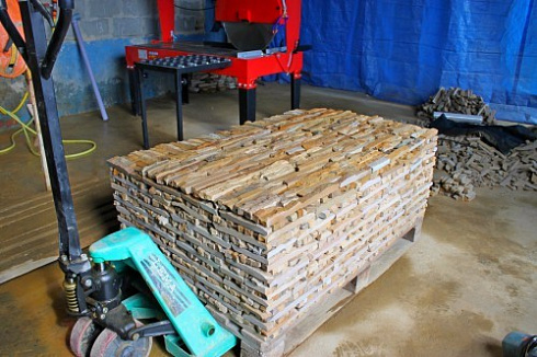 Kamenclub.ru: Песчаник (лапша) art PSG-3-01  купить в Челябинске    2300 руб/кв.м   фото КАМЕНЬ КЛУБ