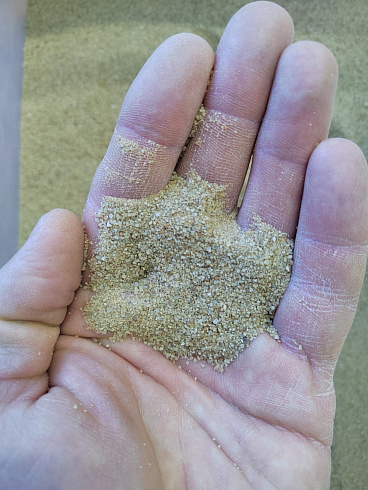 Кварцевый песок для площадок фр. 0,16-0,63 мм.  купить в Челябинске фото Камень Клуб