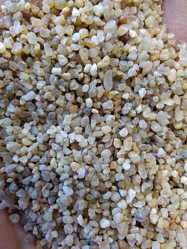 Кварцевый песок сухой фракцинированный фр. 1,2-2,5 мм.  купить в Челябинске фото Камень Клуб