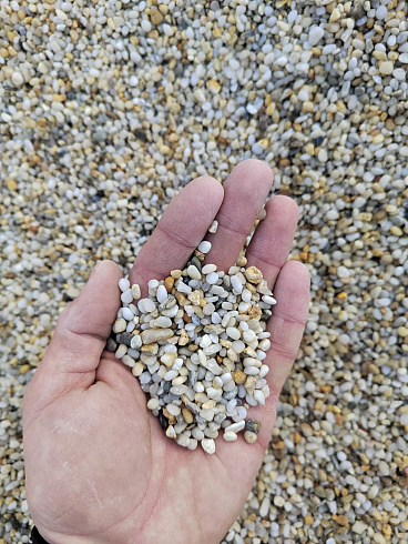 фото Галька крымская жемчужная фр. 3-5 мм. купить в Челябинске  в интернет-портале КАМЕНЬ КЛУБ