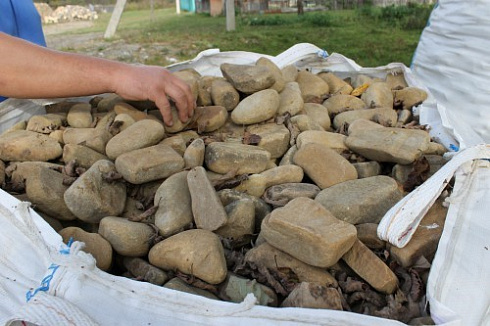 Kamenclub.ru: Песчаник брусчатка  купить в Челябинске    5 500 руб/т   фото КАМЕНЬ КЛУБ