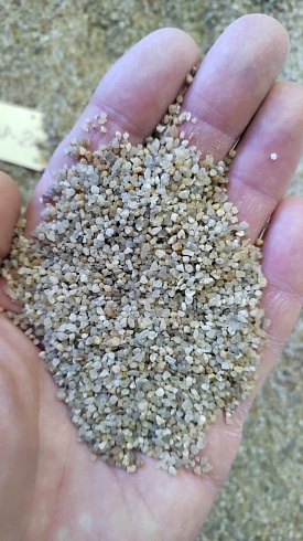 Кварцевый песок для пескоструйных работ фр. 0,8-1,6 мм.  купить в Челябинске фото Камень Клуб