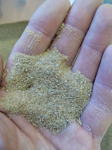 Кварцевый песок для площадок фр. 0,16-0,63 мм.  купить в Челябинске фото Камень Клуб