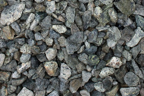 Kamenclub.ru: Щебень крошка зеленый (змеевик) фр. 5-10 мм  купить в Челябинске змеевик зеленый, салатовый ландшафтный декоративный щебень крошка 7 200 руб/т   фото КАМЕНЬ КЛУБ