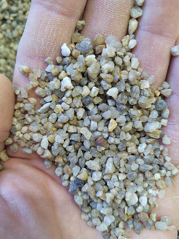 Кварцевый песок сухой фракцинированный фр. 1,6-4 мм.  купить в Челябинске фото Камень Клуб
