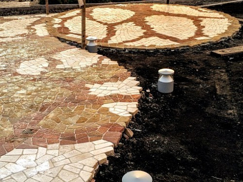 Kamenclub.ru: Песчаник брусчатка (Готика) art PSK-L-01  купить в Челябинске    2600 руб/кв.м    фото КАМЕНЬ КЛУБ