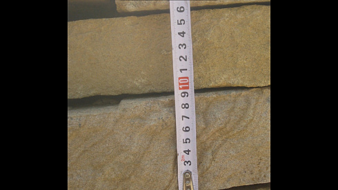 Kamenclub.ru: Песчаник пластушка желтый с рисунком (4-6 см)  купить в Челябинске плитняк пластушка желтый с рисунком песчаник 9 000 руб/м3   фото КАМЕНЬ КЛУБ