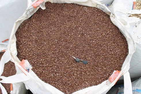 Kamenclub.ru: Мраморная крошка (щебень крошка розовый) фр. 5-10 мм.  купить в Челябинске мрамор розовый, красный щебень колотый ландшафтный декоративный  11000 руб/т   фото КАМЕНЬ КЛУБ