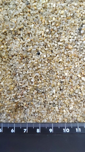 Кварцевый песок для площадок фр. 0,8 - 2 мм.  купить в Челябинске фото Камень Клуб